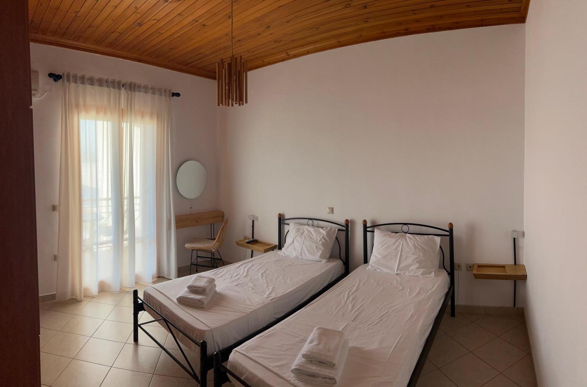 Villa Saint George Nikiana Esterno foto