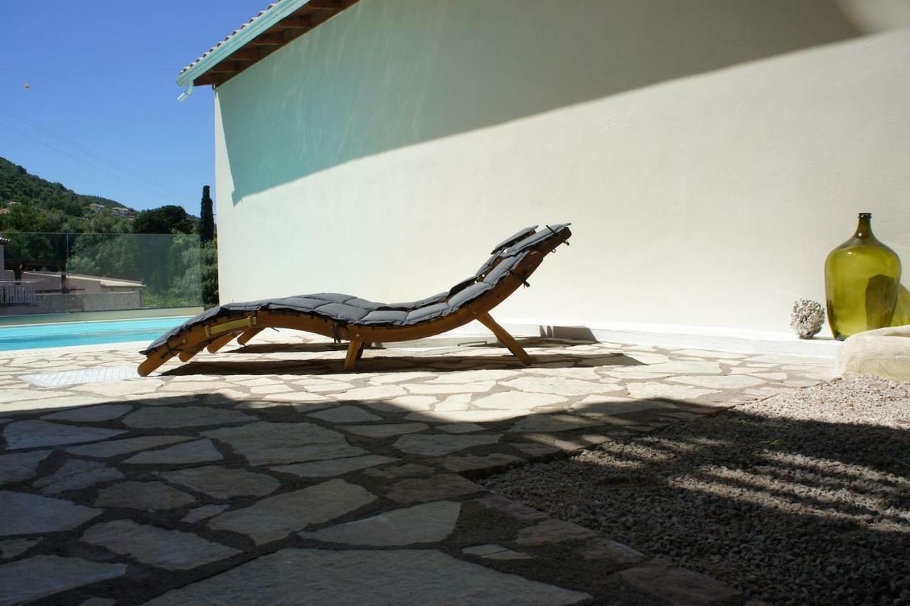 Villa Saint George Nikiana Esterno foto