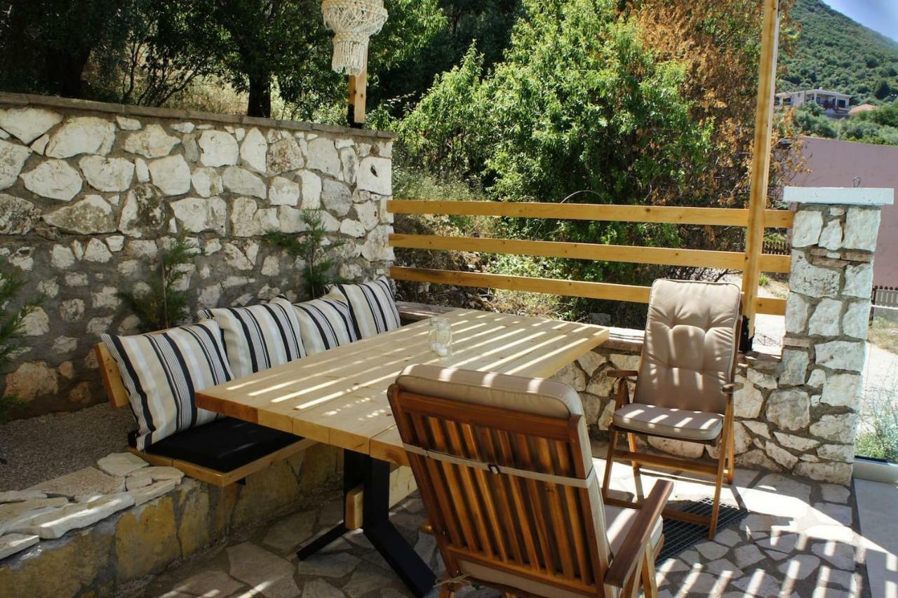 Villa Saint George Nikiana Esterno foto